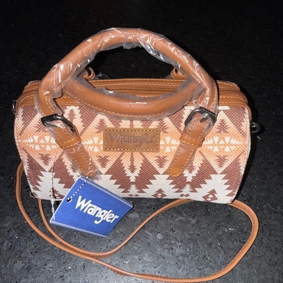 Wrangler Handbags - NEW WRANGLER AZTEC SOUTHWEST PRINT BARREL HANDBAG DETACHABLE CROSSBODY STRAP